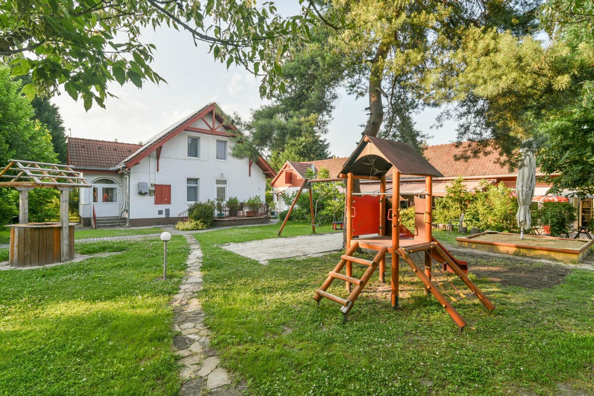 Zoeld Zona Zamardi Ueduelo Bed and Breakfast Εξωτερικό φωτογραφία